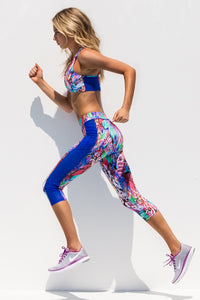 GORGEOUS CHAOS - Lacefront Sports Bra & Mesh Sides Capri Legging • Multicolor