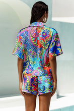 IN THE GROOVE - Short Sleeve Collared Blouse & Elastic Waistband Short • Multicolor