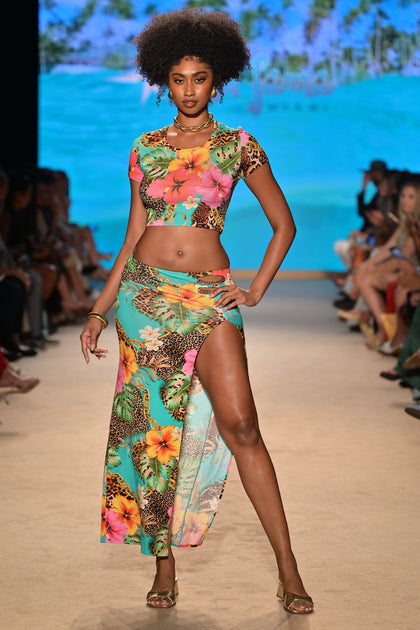 VISIONS OF PARADISE - Crop Top & Chain Skirt • Multicolor Runway