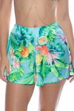 CARIBBEAN FANTASY - Blouse & Short • Multicolor