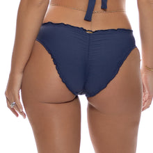 AMERICAN ICON - Seamless Full Ruched Back Bottom