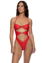 SUNKISS GLOW - Cut Out One Piece • Red