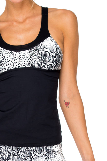 BOMBO - Mesh Inner Top V Cross Back Tanktop & Cross Waistband Mesh Cut Out Capri Legging • Multicolor