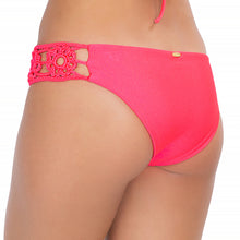 FLORCITAS DE ARENA - Hand Knit Crochet Flower Side Full Bottom