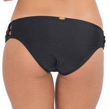 FLORCITAS DE ARENA - Hand Knit Crochet Flower Sides Moderate