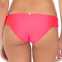 FLORCITAS DE ARENA - Hand Knit Crochet Flower Sides Moderate