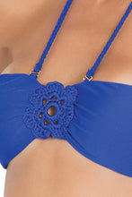 FLORCITAS DE ARENA - Hand Knit Crochet Flower Bandeau & Hand Knit Crochet Flow.full Bottom • Electric Blue