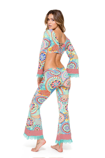 MARIPOSITA CARIBEÑA - Bell Sleeve Crop Top & Boho Pant • Multicolor