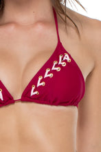 LA CORREDERA - Triangle Top & Ruched Back Brazilian Bottom • Vino