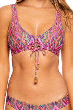 VAMOS A CABOS - Lace Up Bralette & Seamless Wavy Ruched Back Bottom • Multicolor