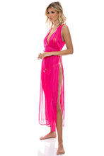 RUN THE SHOW - Open Slit Tunic • Fuchsia