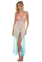 RUN THE SHOW - Open Slit Tunic • Dreamland