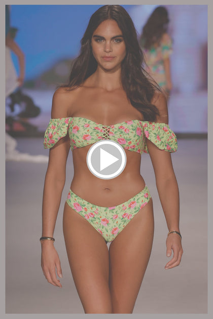 TI AMO - Puff Sleeve Bralette Top & Seamless Full Ruched Back Bottom • Radiant Yellow Runway