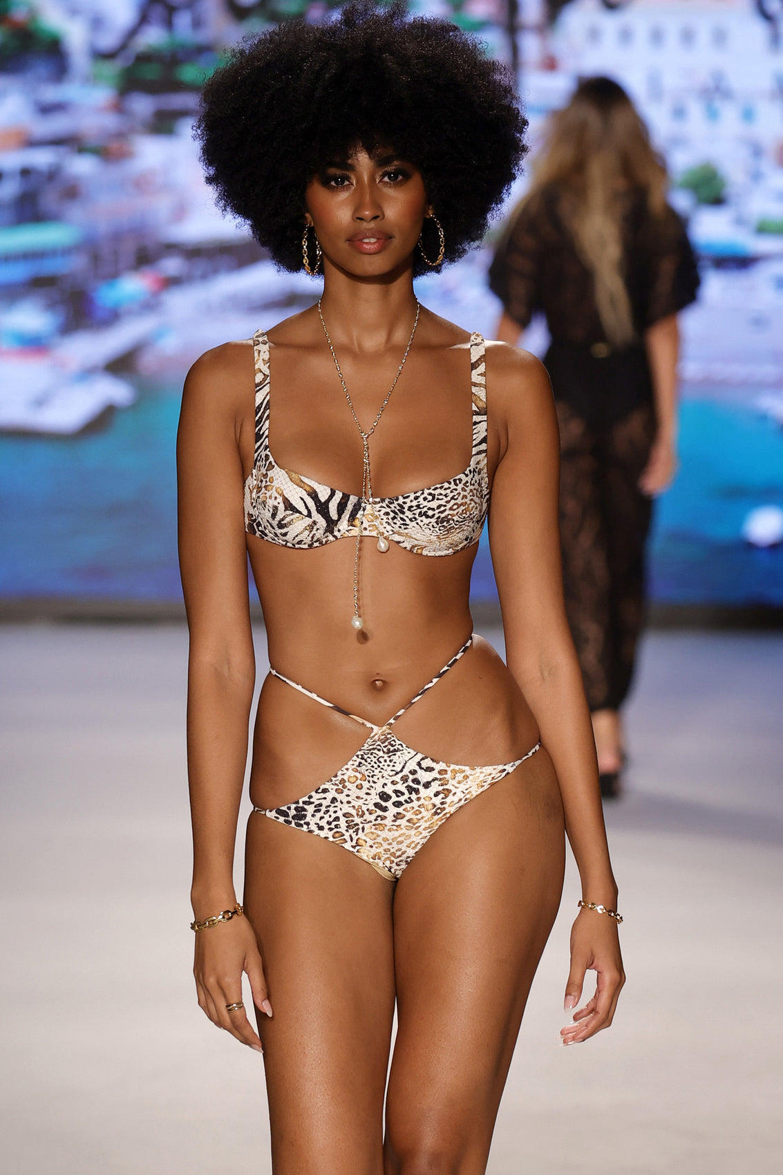 ANIMALE - Wide Strap Balconette Top & Reversible Diamond Cut Bottom • Cream