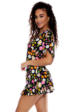 LULI'S SECRET GARDEN - Playera V Neck Ruffle Dress • Multicolor